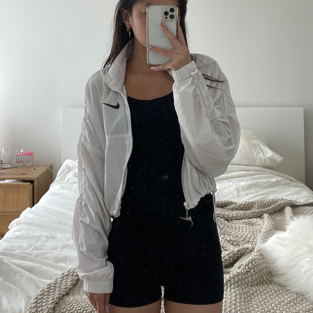 Nike cropped zip jacket
